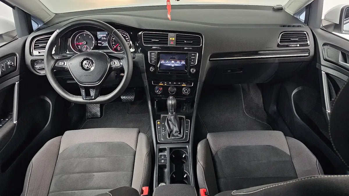 Volkswagen Golf VII 1.6 Tdi