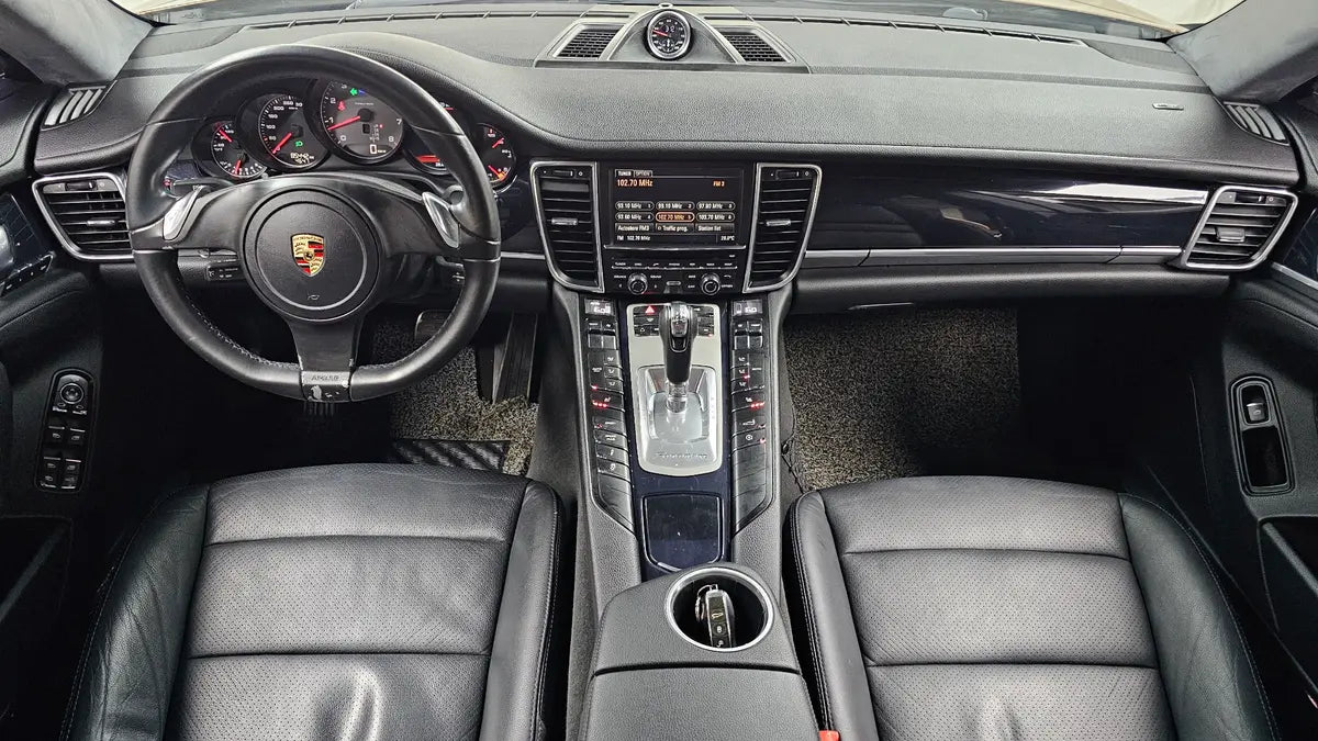 Porsche Panamera 4.8 S