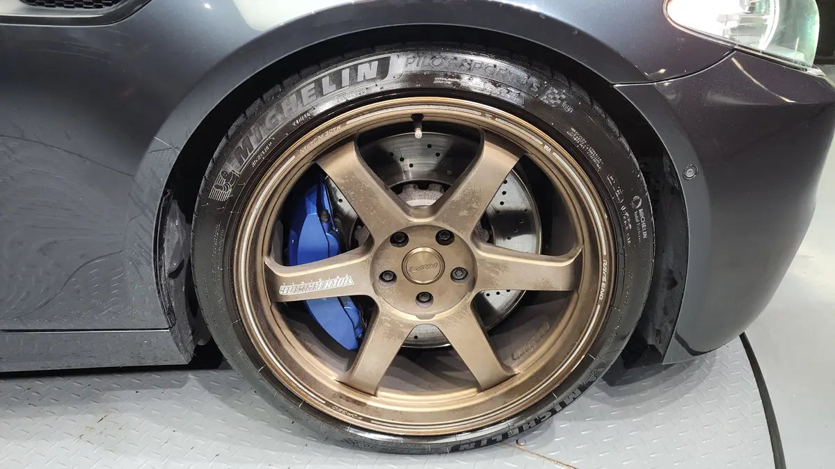 BMW M5 (F10) 4.4 V8 Twin Turbo