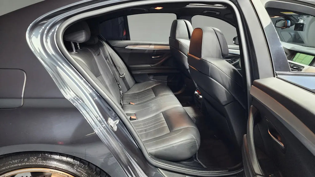 BMW M5 (F10) 4.4 V8 Twin Turbo